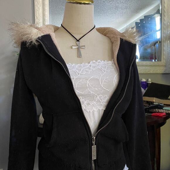 Y2k fur jacket size medium - Picture 3 of 7